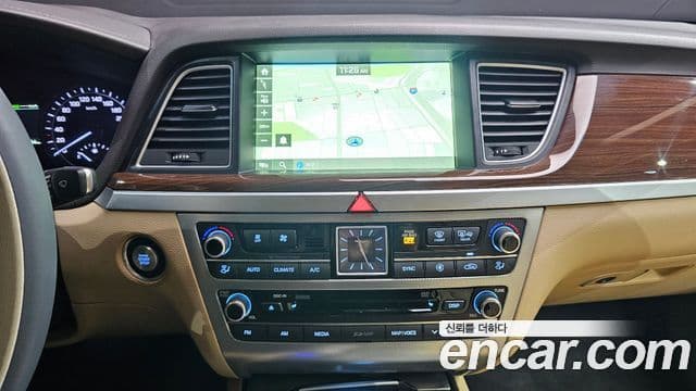 Genesis G80 Premium Luxury, 2018 16