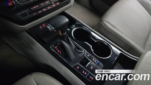 Kia The / новый New Carnival Prestige, 2020 9