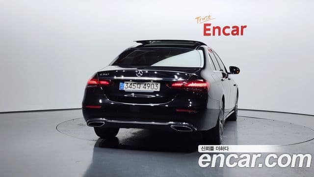 Mercedes-Benz E-класс W213 Avantgarde, 2021 4