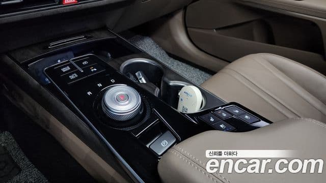 Kia K8 гибрид Noblesse, 2023 9