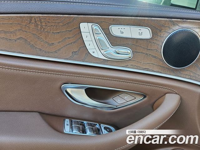 Mercedes-Benz E-класс W213 Exclusive, 2019 12