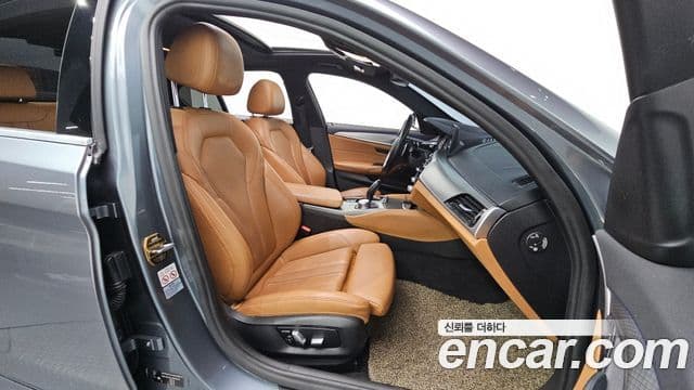 BMW 5시리즈 (G30) 520d M Sport Special Edition, 2018 11