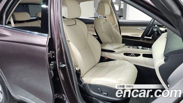 Genesis GV70, 2022 10