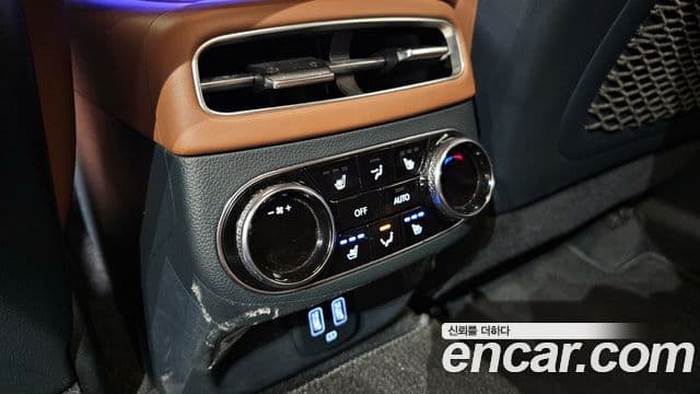 Genesis GV70, 2023 17