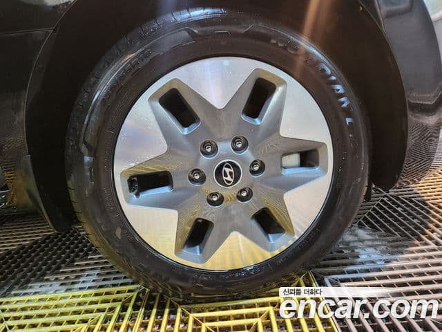 Hyundai Staria Modern, 2025 все фото