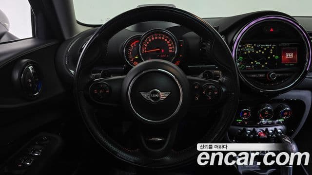 Mini Cooper SD 클럽맨 2세대, 2018 13