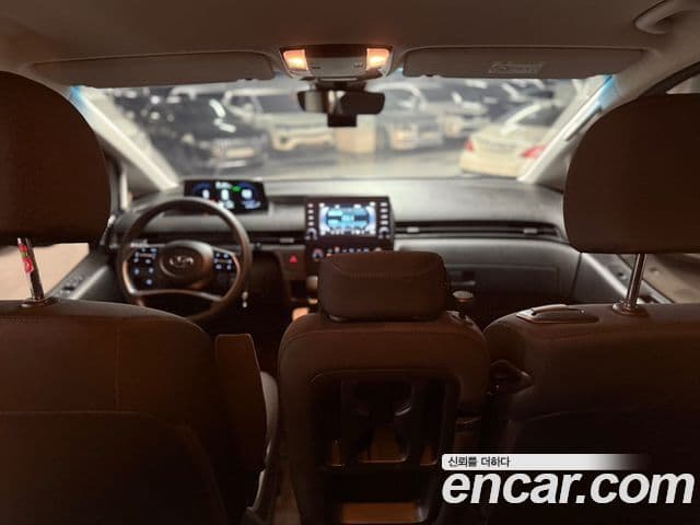 Hyundai Staria Smart, 2022 10