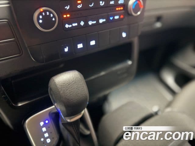 Hyundai Staria Smart, 2022 17