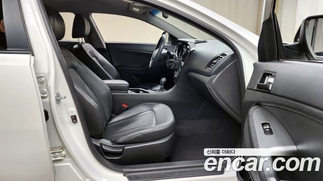 Kia K5 LPI Smart, 2011 11