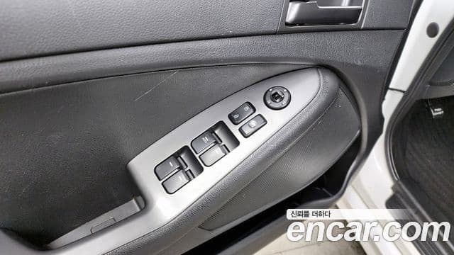 Kia K5 LPI Smart, 2011 14