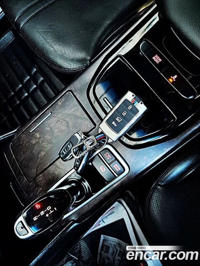 Kia K9 Special, 2013 11