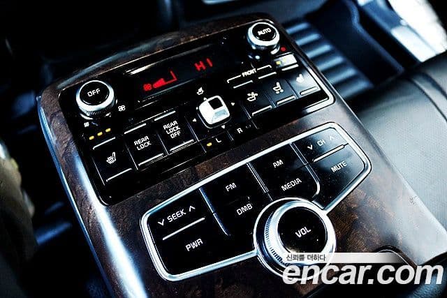 Kia K9 Special, 2013 14