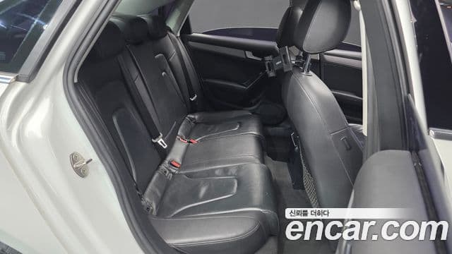 Audi New A4 B8, 2015 12