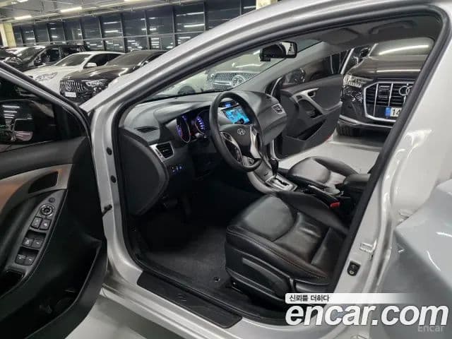 Hyundai Avante MD LPI M16 Deluxe, 2011 7