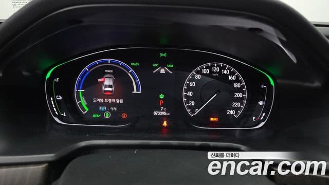 Honda Accord 10세대 2.0 гибрид Туринг (Touring), 2019 8