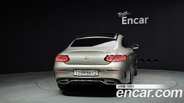 Mercedes-Benz C-класс W205 C200 купе, 2020 4
