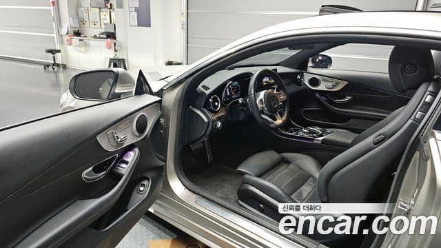 Mercedes-Benz C-класс W205 C200 купе, 2020 10