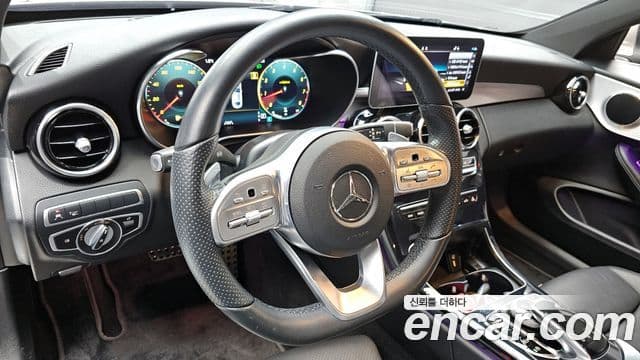 Mercedes-Benz C-класс W205 C200 купе, 2020 13