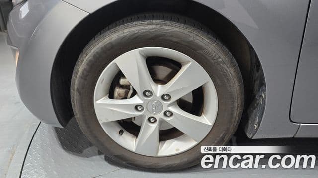 Hyundai Avante MD M16 GDI Smart, 2013 все фото