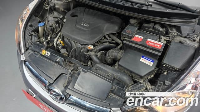 Hyundai Avante MD M16 GDI Smart, 2013 6