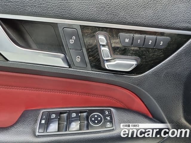 Mercedes-Benz E-класс W212 E200 купе, 2014 13