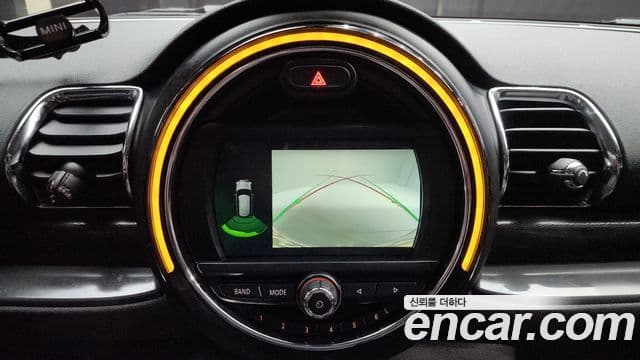 Mini Cooper 클럽맨 2세대, 2019 15