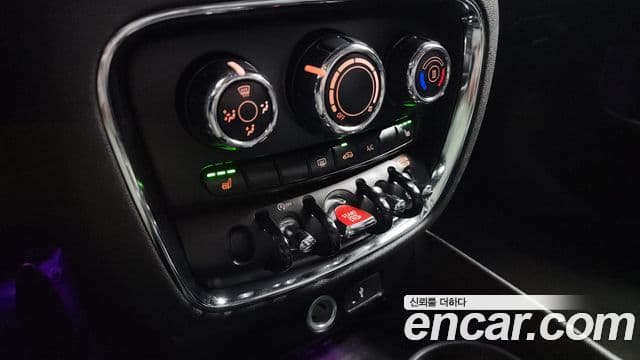 Mini Cooper 클럽맨 2세대, 2019 16