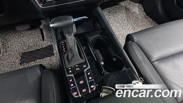 Kia All New K7 Noblesse, 2019 9