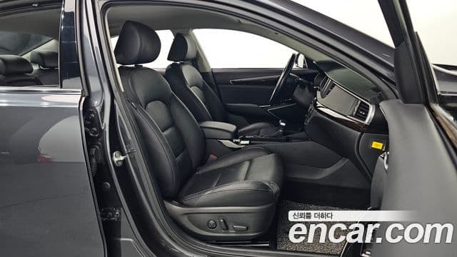 Kia All New K7 Noblesse, 2019 10