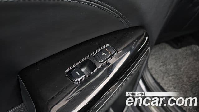 Kia All New K7 Noblesse, 2019 19