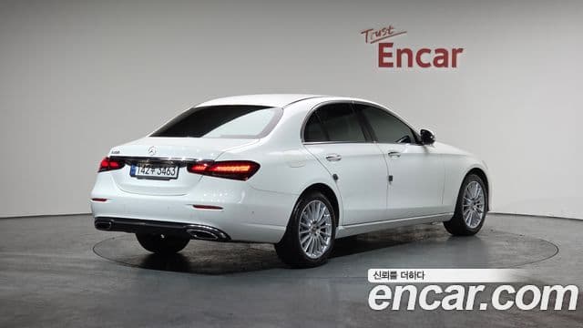 Mercedes-Benz E-класс W213 Exclusive, 2022 2