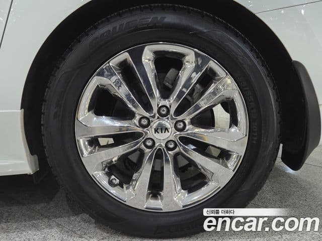 Kia All New Carnival VIP, 2017 20