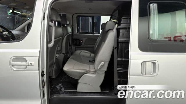 Hyundai Grand Starex CVX Luxury, 2010 12