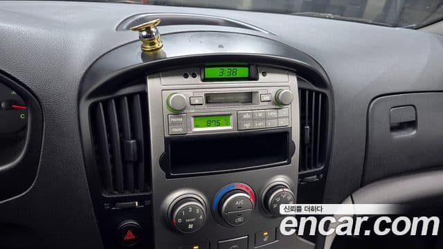 Hyundai Grand Starex CVX Luxury, 2010 16