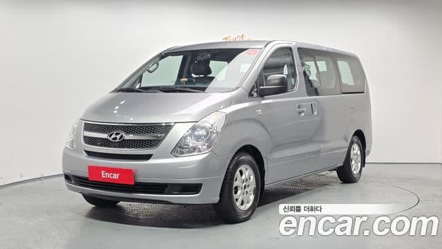 Hyundai Grand Starex CVX Deluxe, 2011 1