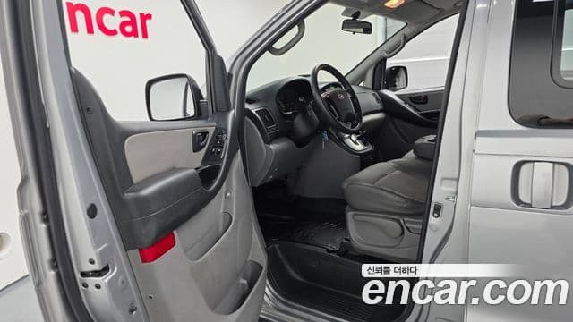 Hyundai Grand Starex CVX Deluxe, 2011 10