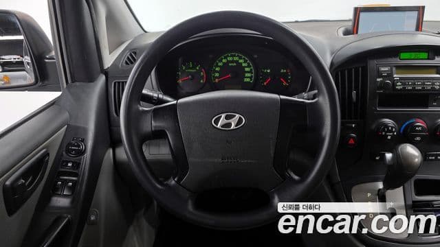 Hyundai Grand Starex CVX Deluxe, 2011 13