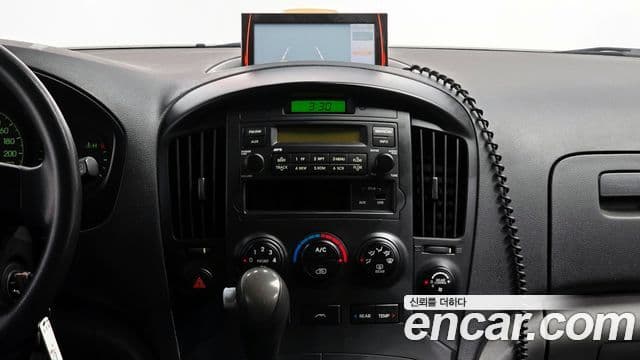 Hyundai Grand Starex CVX Deluxe, 2011 14