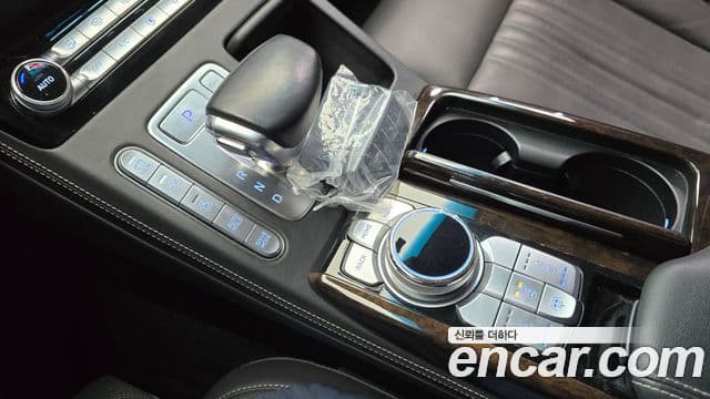 Genesis G90 Luxury, 2019 9