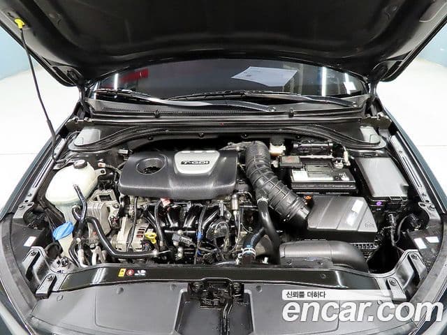 Hyundai Avante AD Extreme Selection, 2018 6