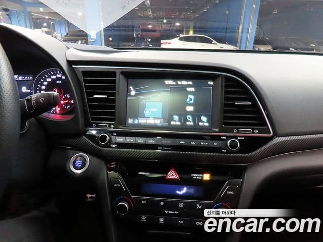 Hyundai Avante AD Extreme Selection, 2018 12