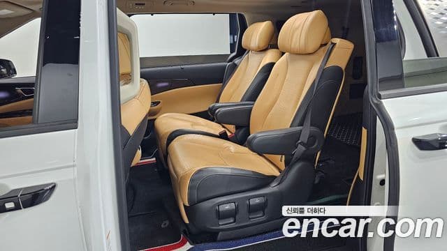 Kia Carnival 4세대 Signature, 2022 12