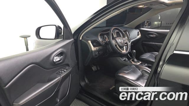 Jeep Cherokee(KL) 2.4 Longitude AWD, 2016 10