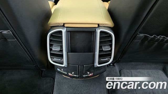 Porsche New Cayenne 958, 2016 19