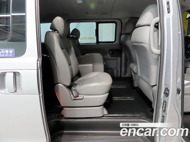 Hyundai Grand Starex Modern Special, 2017 10