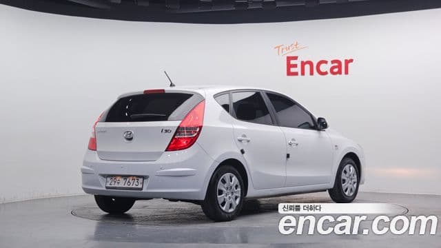Hyundai i30 1.6 VVT Trendy, 2010 11