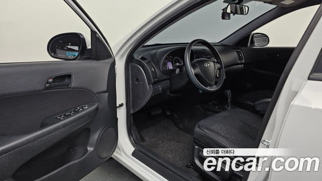 Hyundai i30 1.6 VVT Trendy, 2010 14