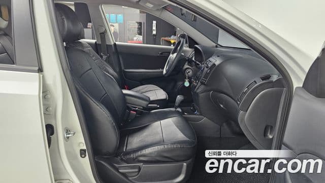 Hyundai i30 1.6 VVT Trendy, 2010 16