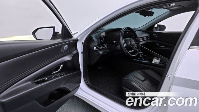 Hyundai Avante (CN7) Inspiration, 2021 11