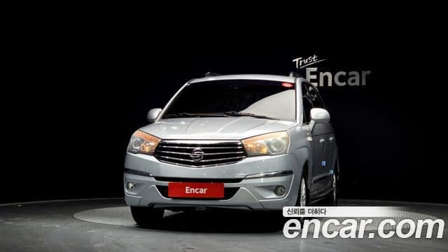 KG모빌리티(SsangYong) Korando 투리스모 4WD TX 9인승, 2016 3